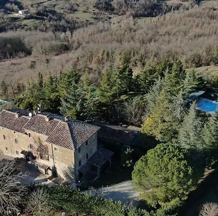 Poloturisticoumbria Antico Casale 700 בית נופש *
