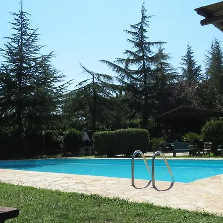 בית נופש Poloturisticoumbria Antico Casale 700 אומברטידה